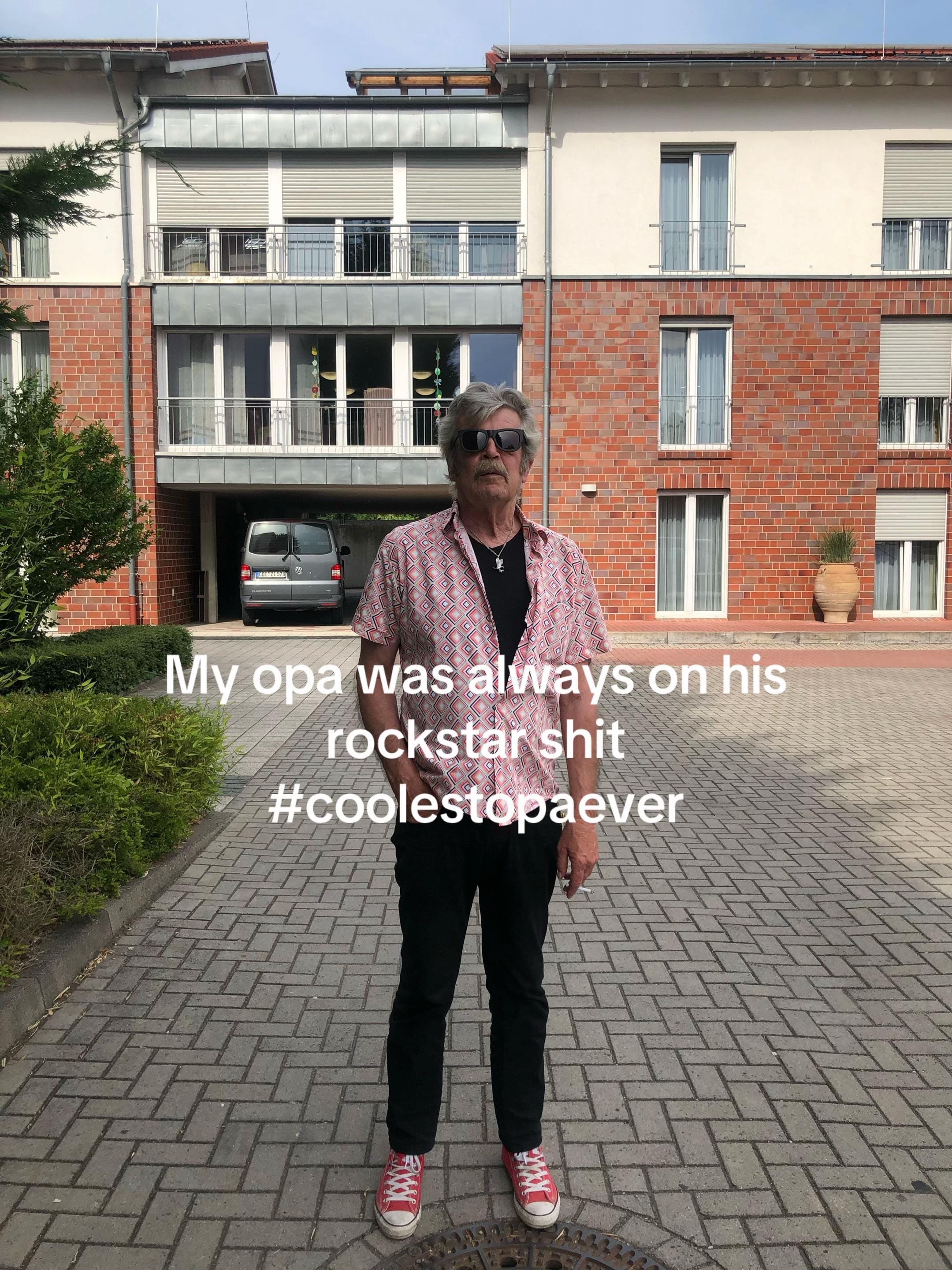 Post 2 by Jolie Aden on TikTok (video)