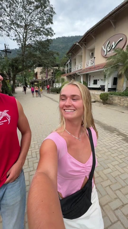 Post 9 by luisebrhr 💗 on TikTok (video)