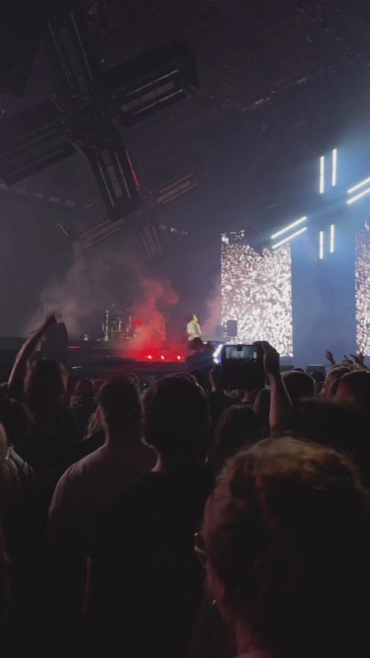 Post 5 by Julia Bornkessel on TikTok (video)