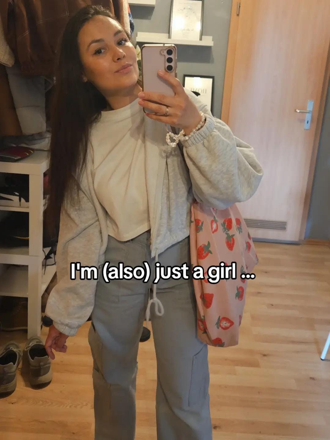 Post 5 by Juli.liciouss on TikTok (video)