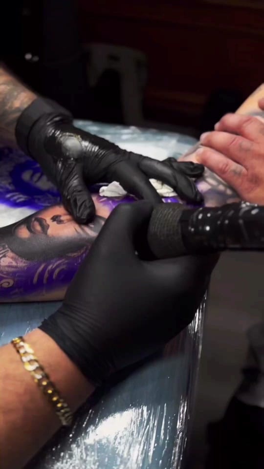 Post 7 by seyer_tattoo on TikTok (video)