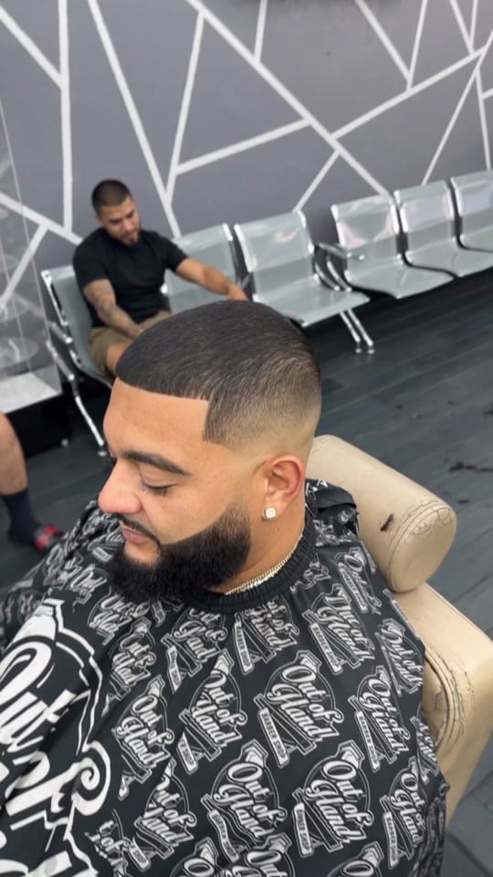 Post 3 by Kaozthebarber on TikTok (video)