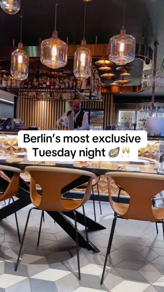 Post 6 by Foodie Juli on TikTok (video)
