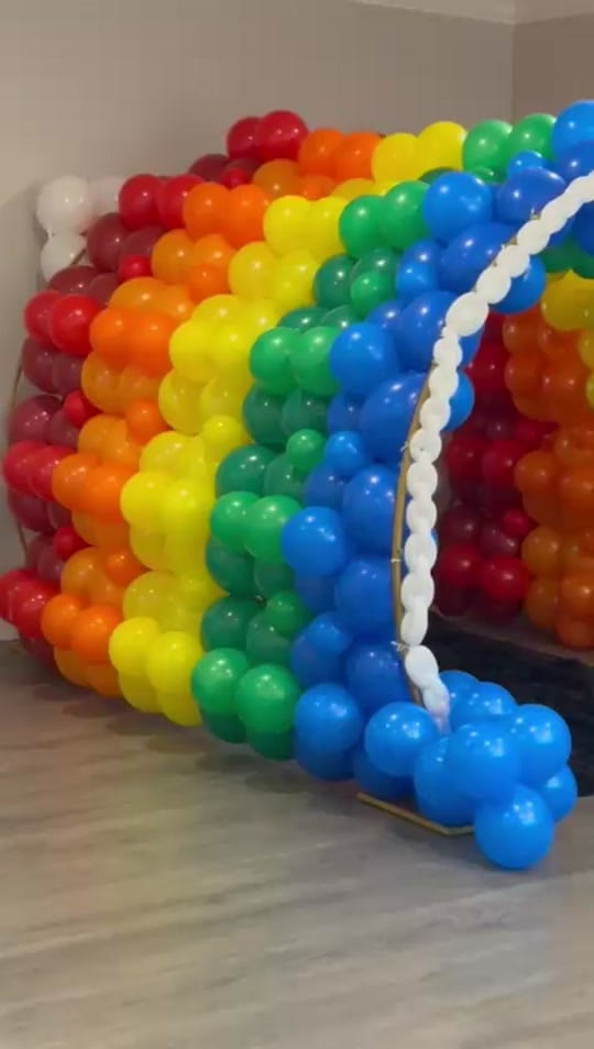 Post 4 by Taj.balloons on TikTok (video)