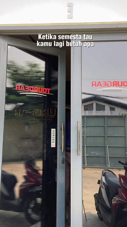 Post 6 by President Luggage Official on TikTok (video)