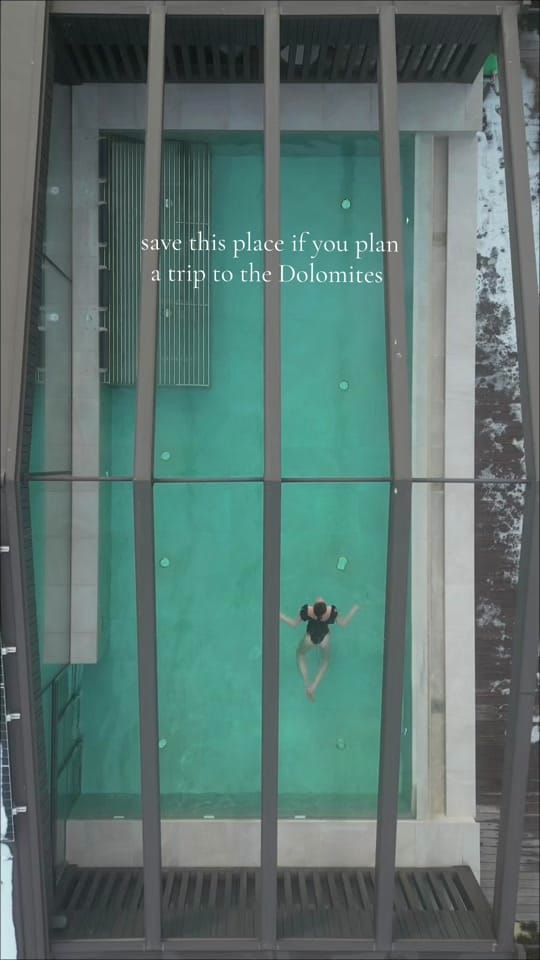 Post 6 by S I L V I A on TikTok (video)