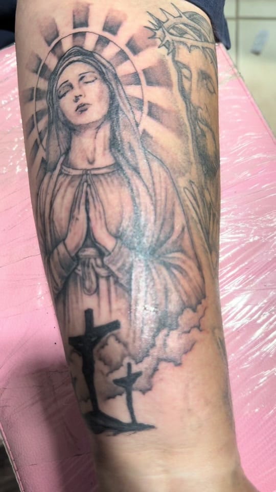 Post 5 by Sandman Tattoo Studio on TikTok (video)