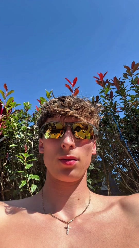 Post 1 by Joostenzaen on TikTok (video)