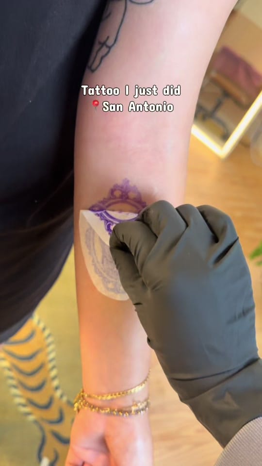 Post 6 by Lina's Art on TikTok (video)