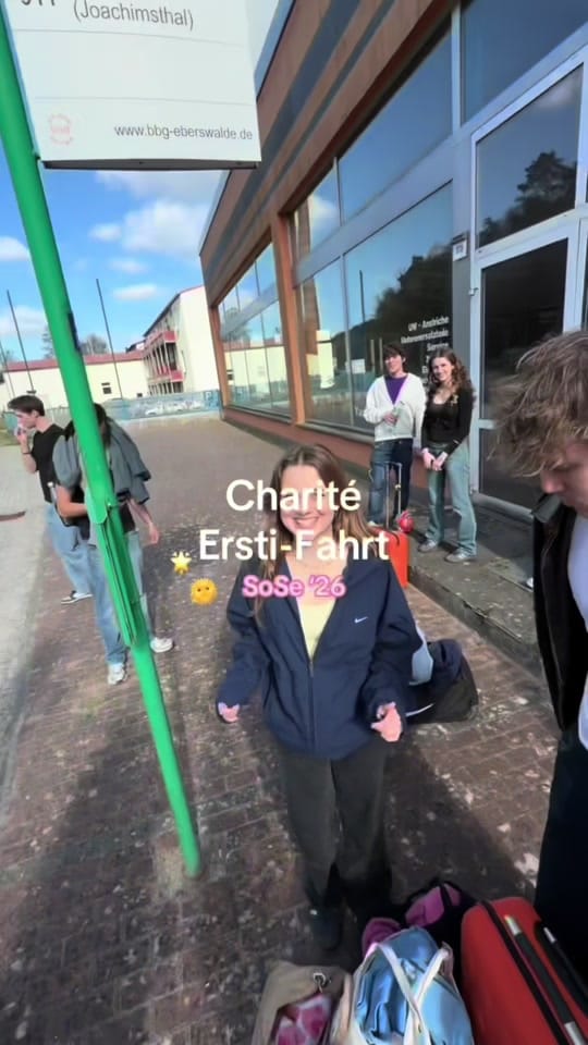 Post 5 by pia🌺| med school & travel on TikTok (video)