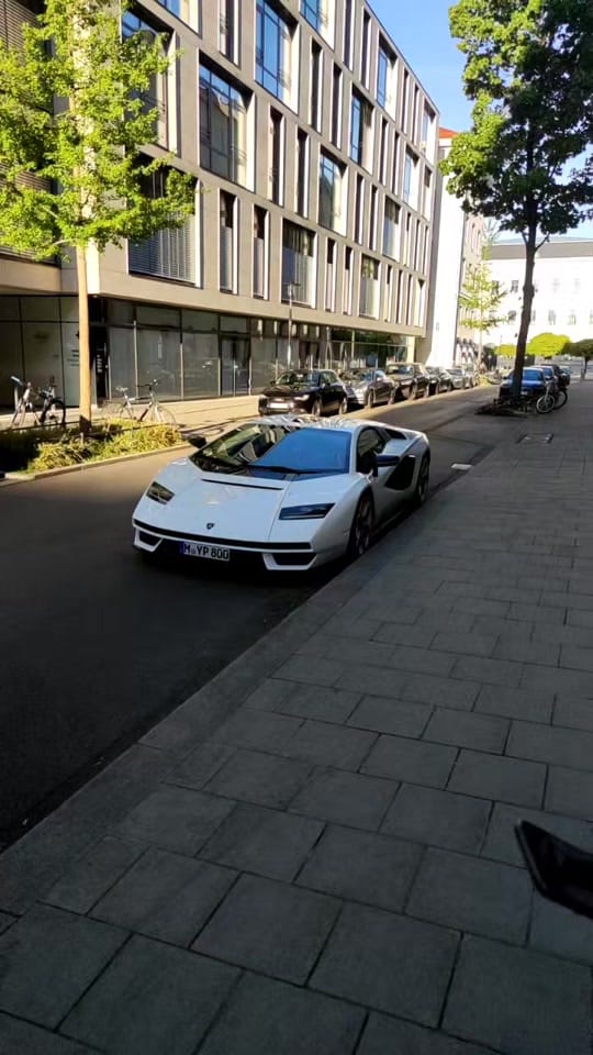 Post 9 by Carspotmunich on TikTok (video)