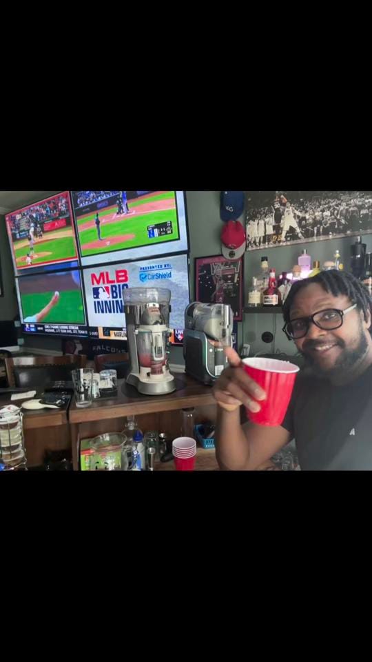 Post 3 by Jay Expansionmediagroup Floyed on TikTok (video)