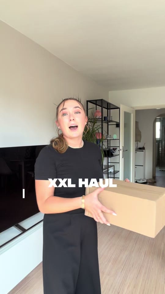 Post 8 by GINA☀️ on TikTok (video)