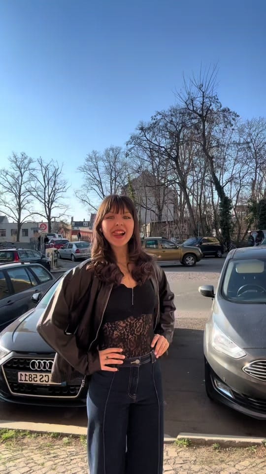 Post 1 by Lara🤍 on TikTok (video)