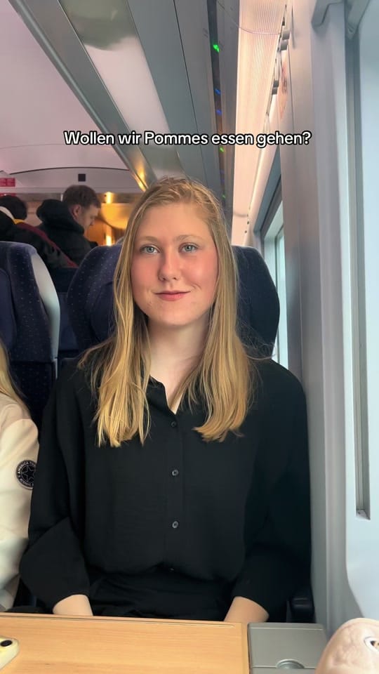 Post 5 by 𝐆𝐫𝐞𝐭𝐚 𝐌𝐚𝐫𝐢𝐞🚂 on TikTok (video)