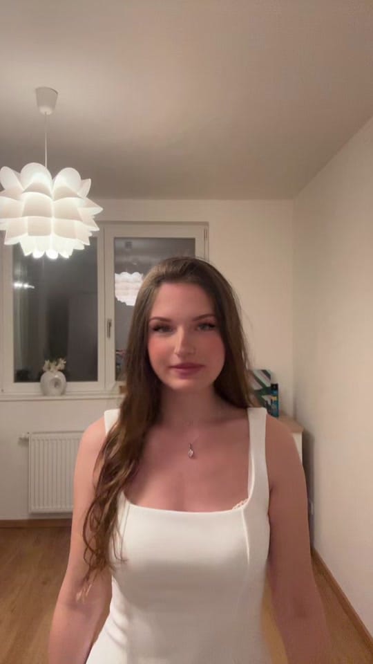 Post 4 by 𝐆𝐫𝐞𝐭𝐚 𝐌𝐚𝐫𝐢𝐞🚂 on TikTok (video)