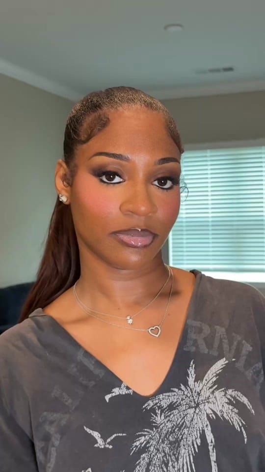 Post 1 by Indie Monet on TikTok (video)