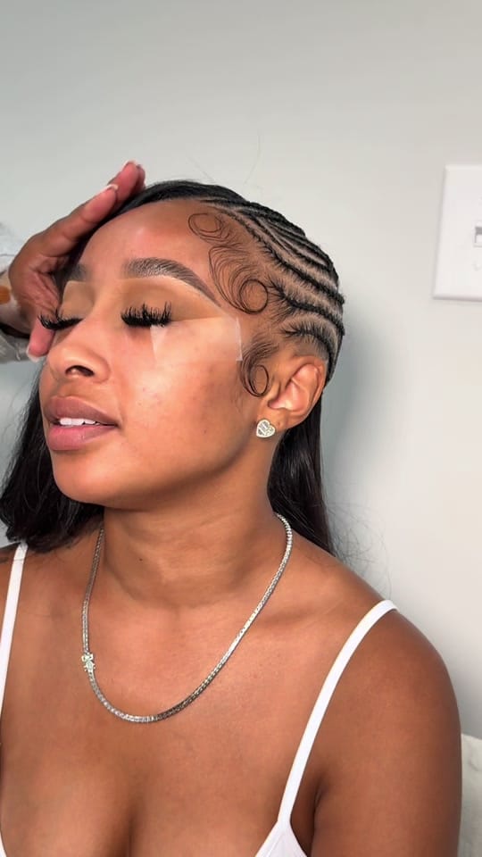Post 10 by Indie Monet on TikTok (video)