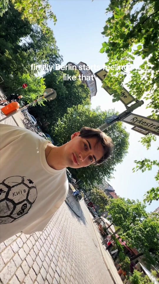 Post 2 by піліля on TikTok (video)