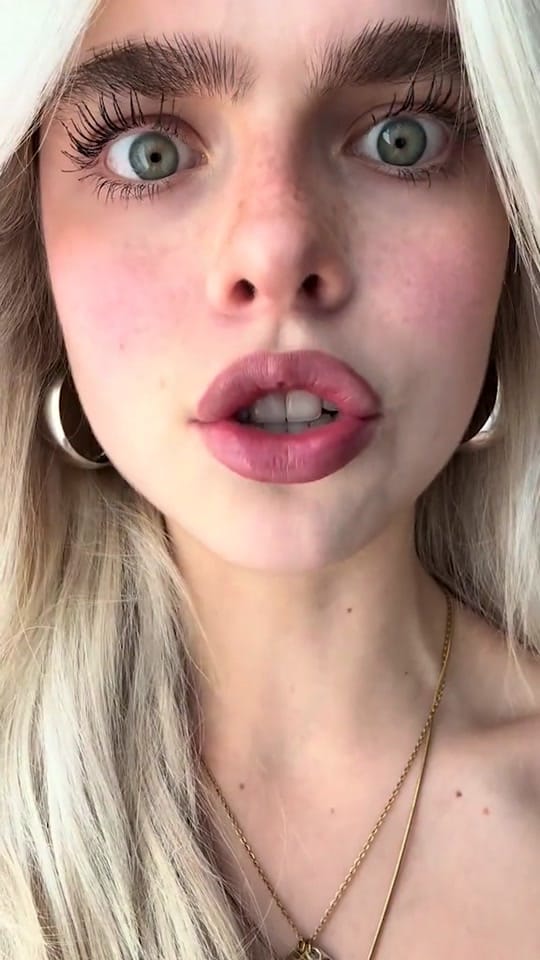 Post 7 by Veroll 🎬🇯🇲 on TikTok (video)