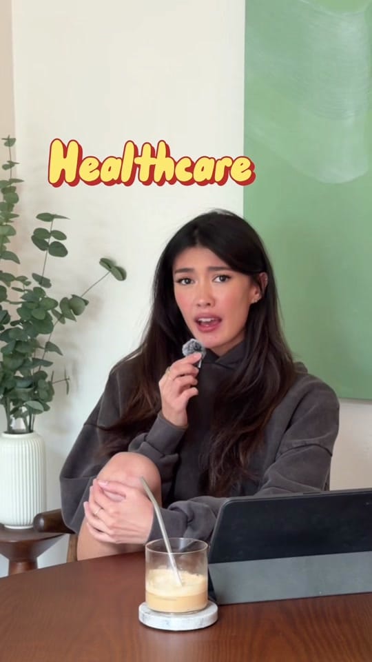 Post 9 by Elena Demeester on TikTok (video)