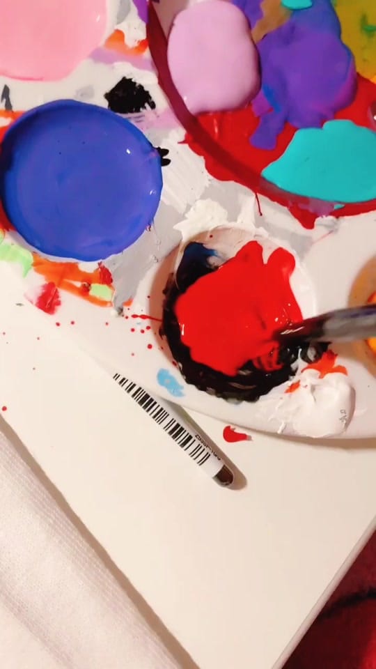 Post 8 by STUDIOHAN on TikTok (video)