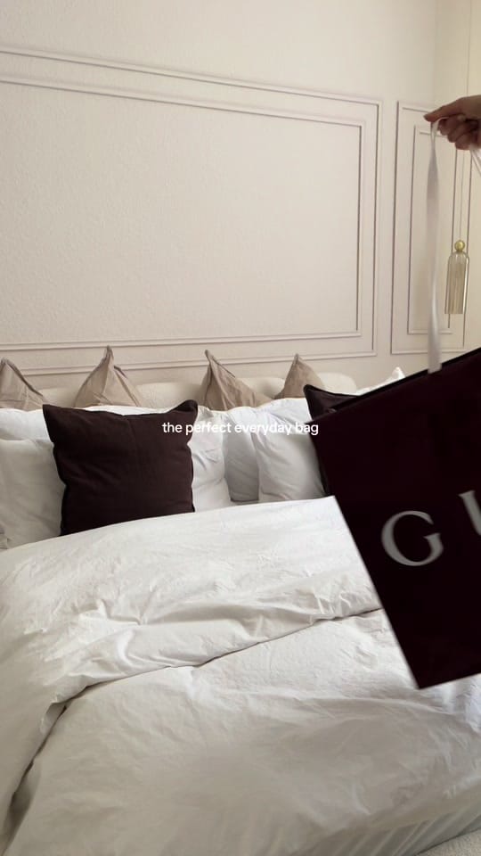Post 10 by sarahel on TikTok (video)
