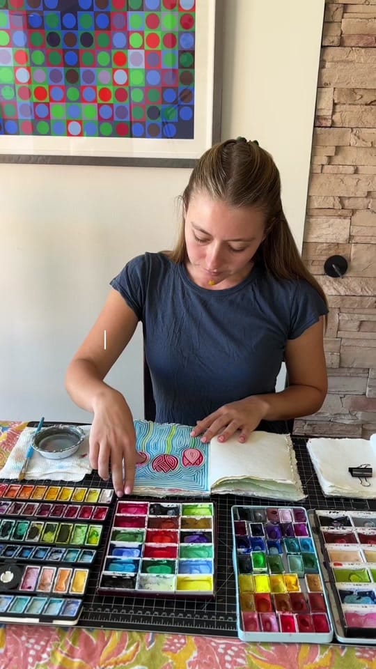 Post 6 by Lizi Phoenix on TikTok (video)