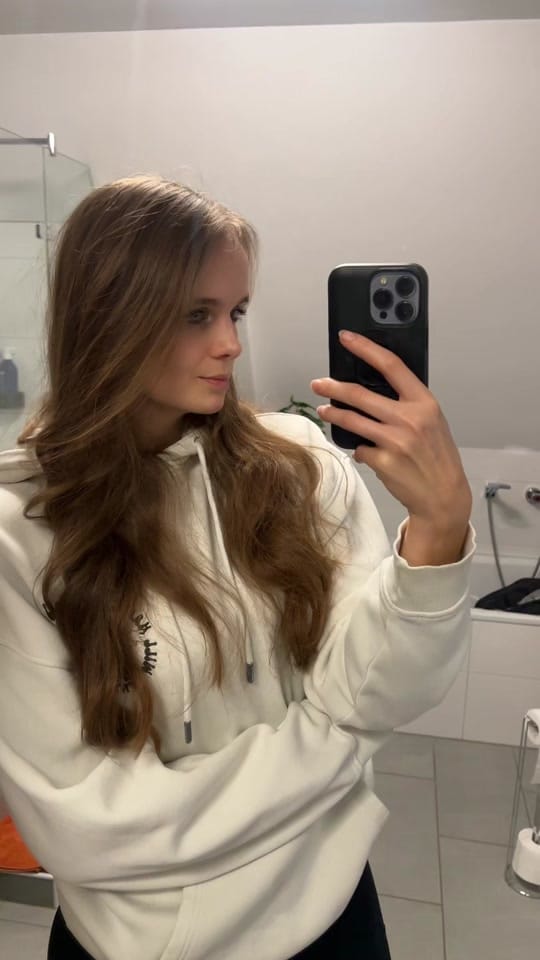 Post 6 by Anne on TikTok (video)
