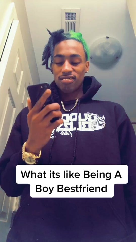 Post 6 by Ufotoon on TikTok (video)