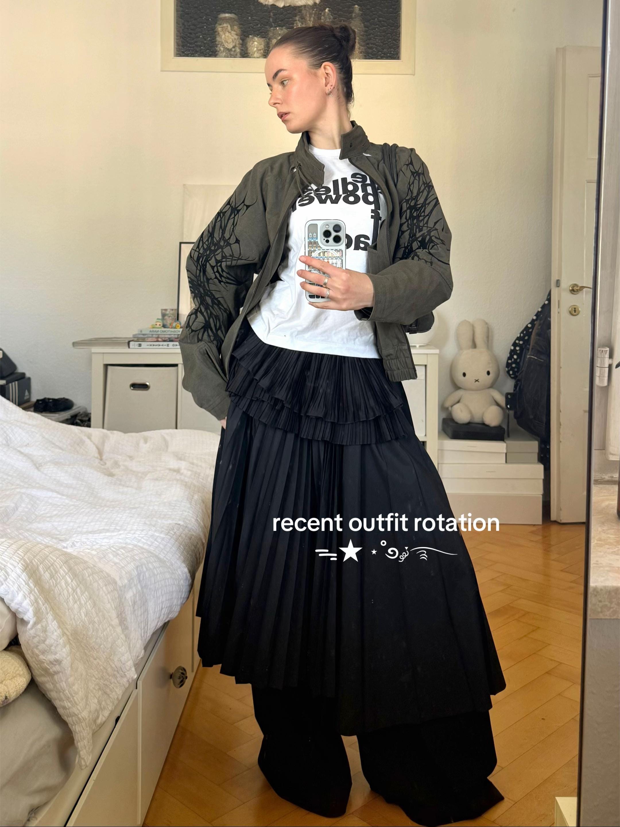 Post 10 by farrah on TikTok (video)