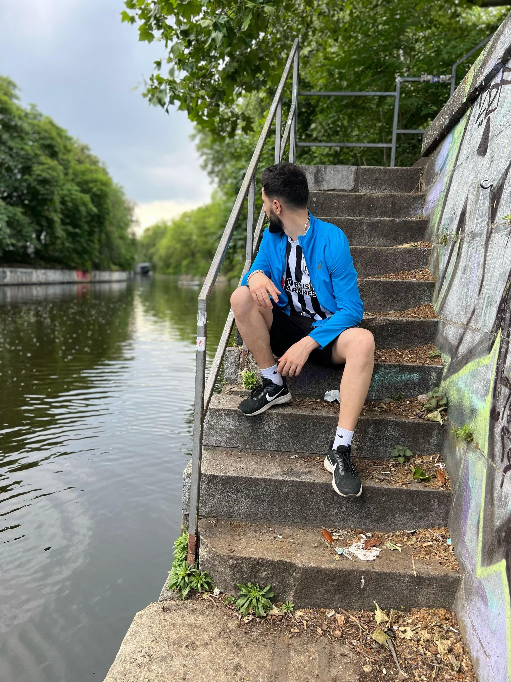 Post 3 by 🇦🇿Rufin7🇩🇪 on TikTok (video)