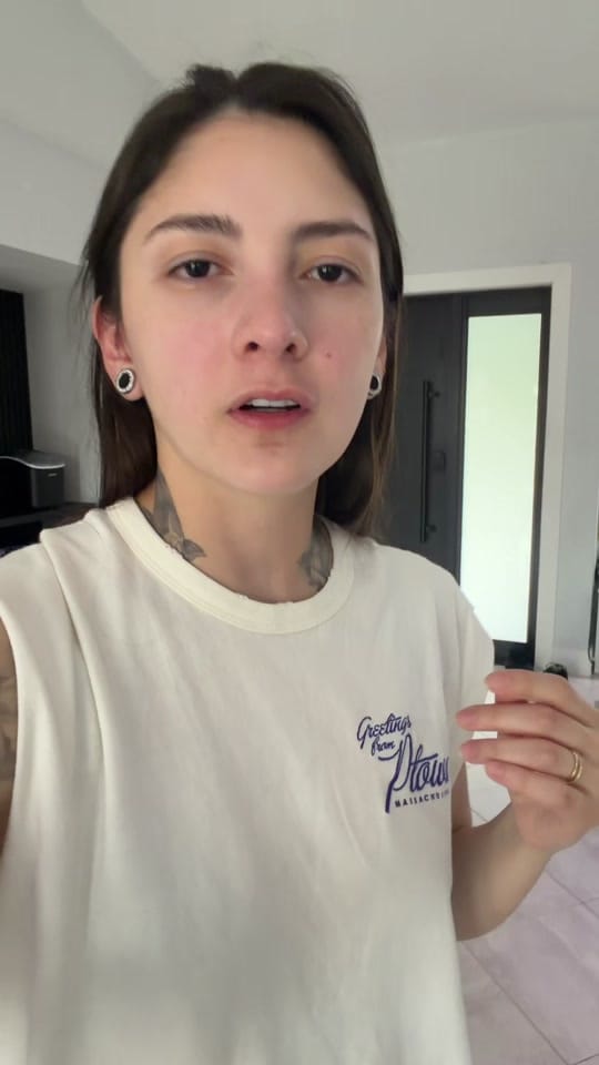 Post 1 by Alejandra Montenegro on TikTok (video)