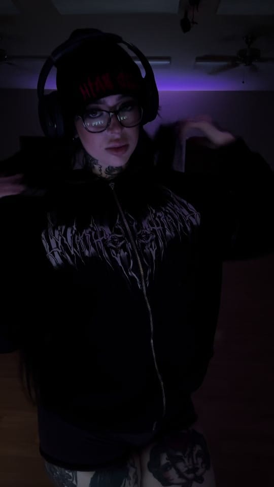 Post 5 by Nad on TikTok (video)