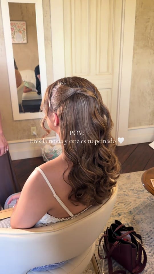Post 1 by Angelac.hairstyle on TikTok (video)