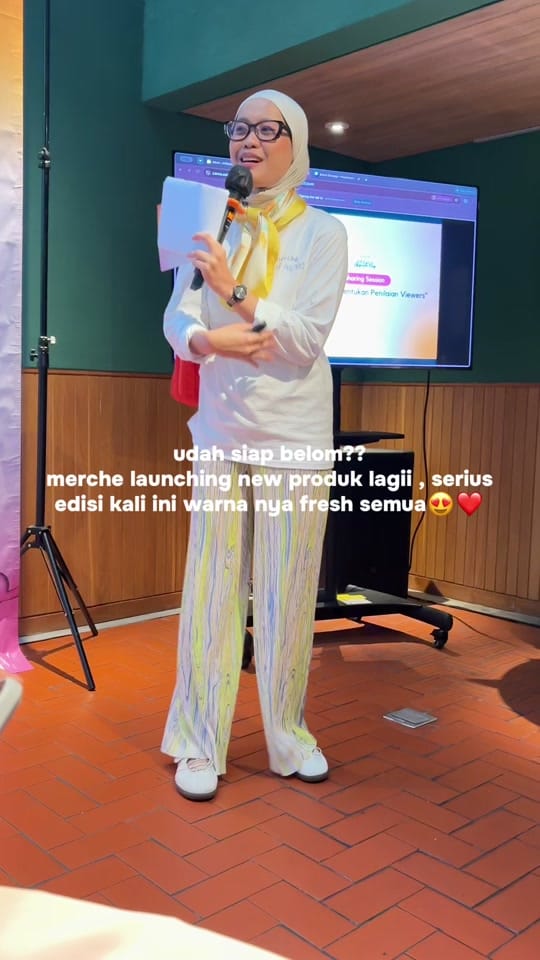 Post 3 by dailyyiby on TikTok (video)