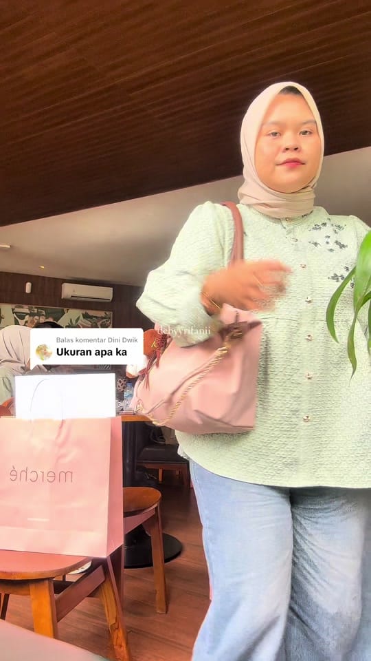 Post 10 by dailyyiby on TikTok (video)