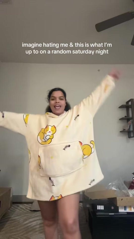 Post 10 by CASS VIEIRA ✨ on TikTok (video)
