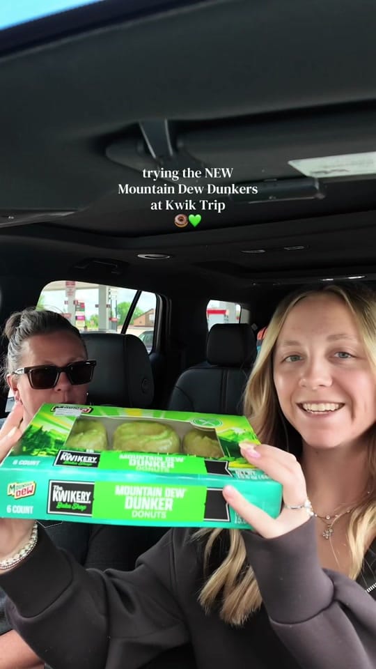 Post 1 by Hailey James Music on TikTok (video)