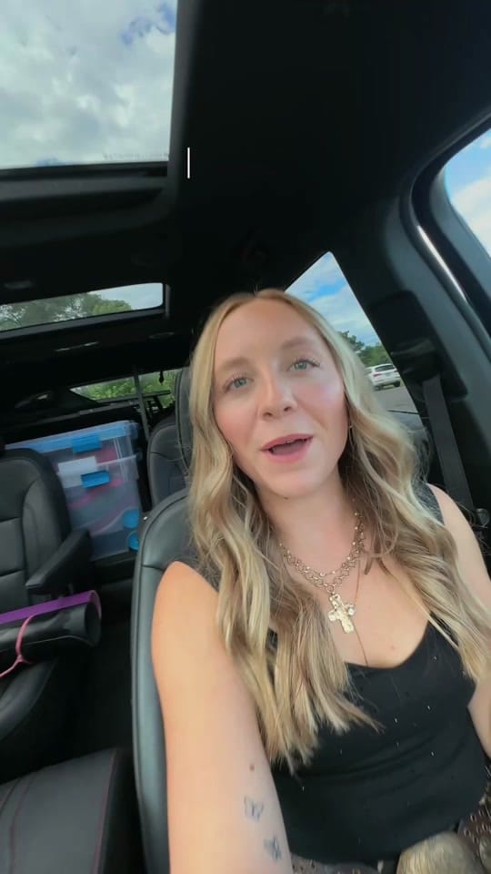 Post 7 by Hailey James Music on TikTok (video)