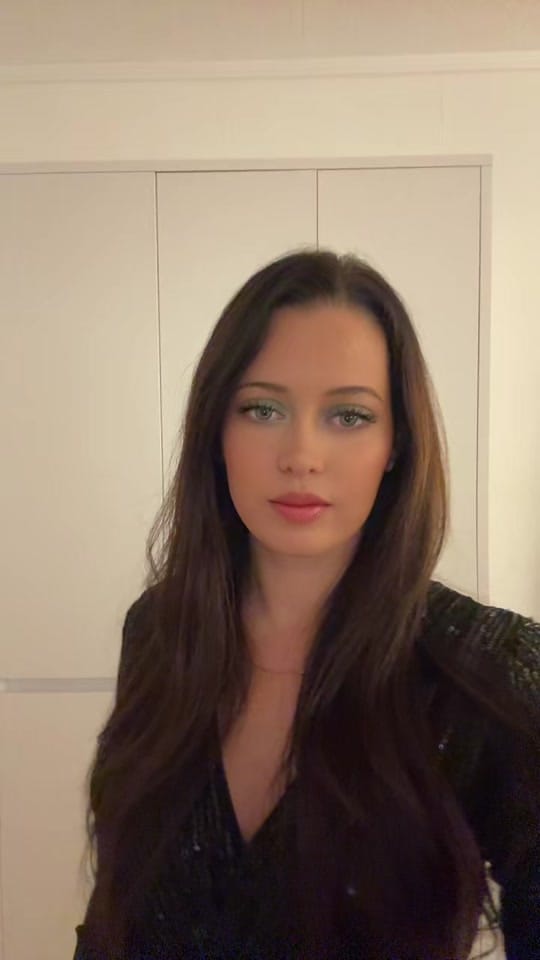 Post 9 by Jasmin on TikTok (video)