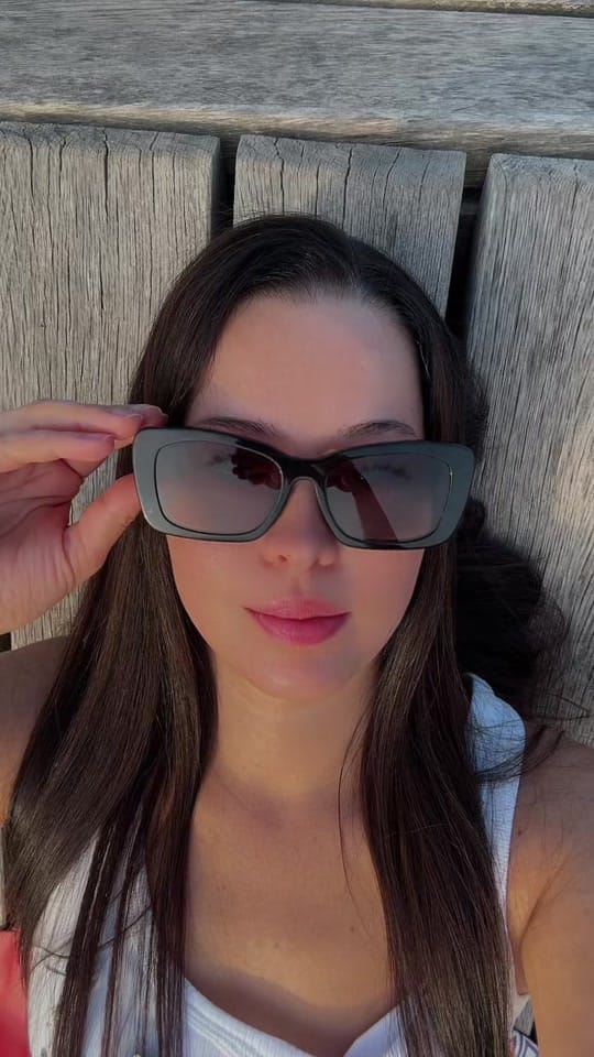 Post 1 by Jasmin on TikTok (video)
