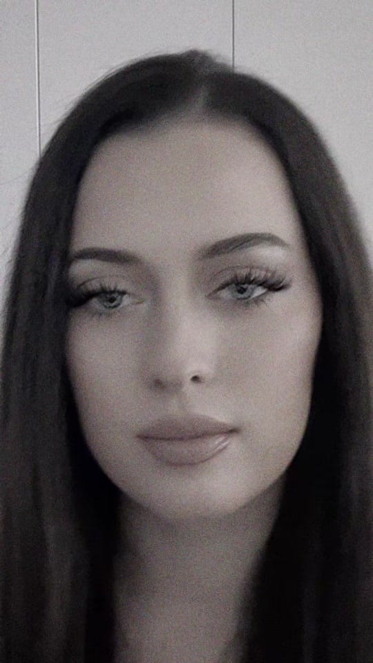 Post 5 by Jasmin on TikTok (video)