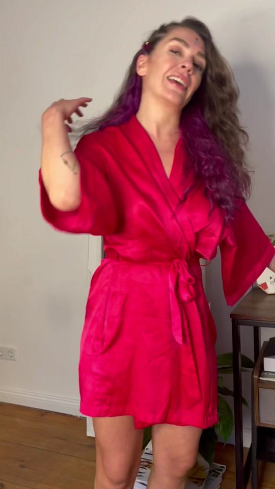 Post 3 by Ina By Lina on TikTok (video)
