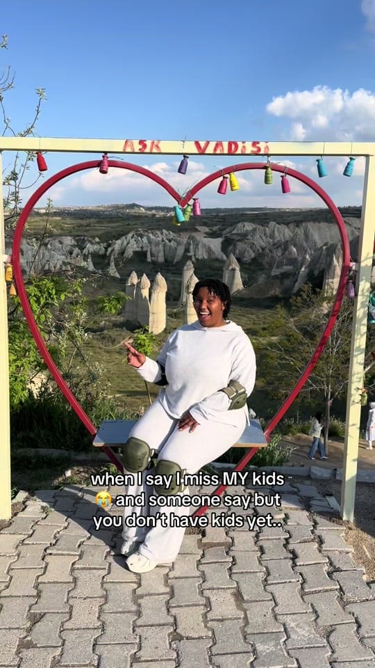 Post 5 by Emmé💜 on TikTok (video)