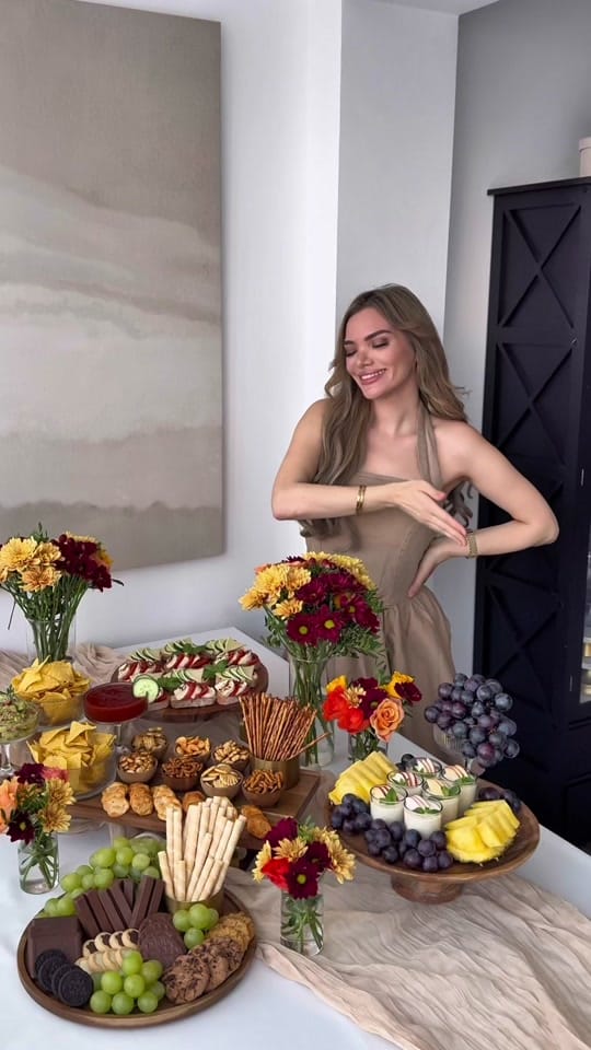 Post 9 by Gamze on TikTok (video)