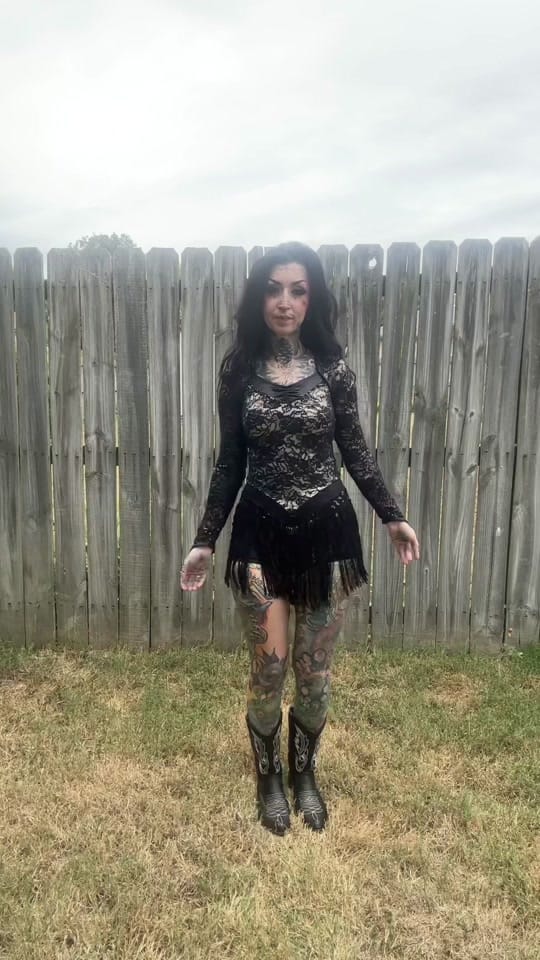 Post 10 by Kay Mezz on TikTok (video)