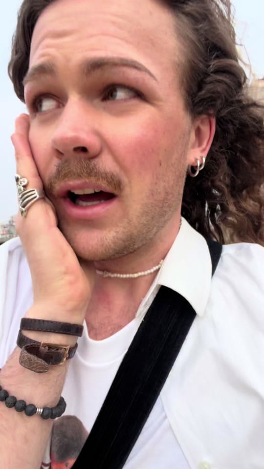 Post 2 by elliecaballe on TikTok (video)
