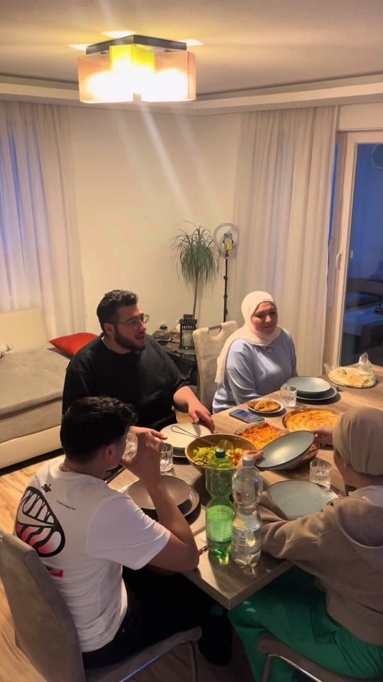 Post 10 by Sirin Kadamani on TikTok (video)