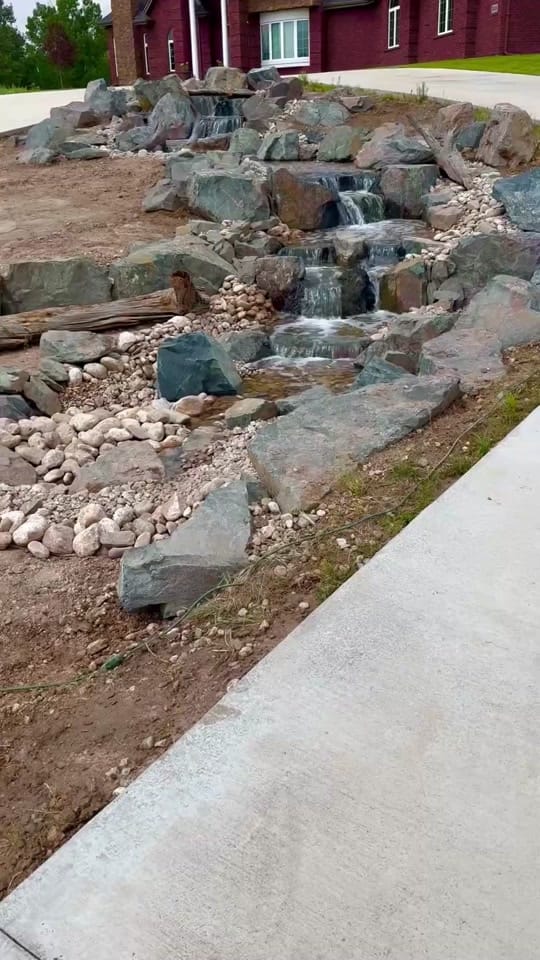 Post 8 by Sawyer Waterscaping on TikTok (video)